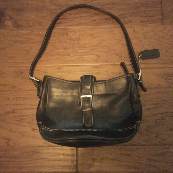 COACH HANDBAG - Picture 1 of 3